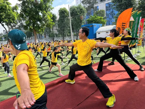 Yoga có giúp giảm đau vai gáy và đau lưng không?