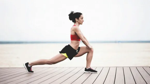 Đau lưng có nên tập Yoga không? 5 nguyên tắc tập luyện an toàn giúp giảm đau hiệu quả